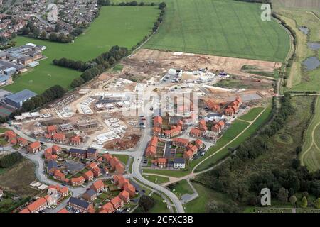 Vue aérienne des nouvelles maisons en cours de construction à Allemagne Beck, Fulford, York, North Yorkshire Banque D'Images