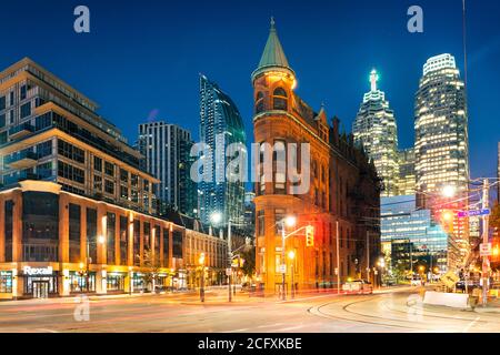 Toronto (Ontario), Canada, le 10 octobre 2018 : immeuble Gooderham ou Flatiron au centre-ville de Toronto - Toronto (Ontario), Canada Banque D'Images