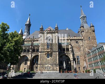 Façade de l'hôtel de ville d'Aix-la-Chapelle. Aachen, Rhénanie-du-Nord-Westphalie / Allemagne. Banque D'Images