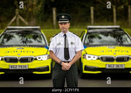 Le chef adjoint temporaire Jonathan Roberts assiste au lancement par l'INFP de la nouvelle équipe d'interception de reconnaissance automatique des plaques d'immatriculation (ANPR) à Lisburn. Banque D'Images