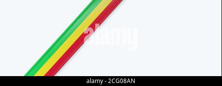 Bande en cuir avec le drapeau du Mali. Banque D'Images