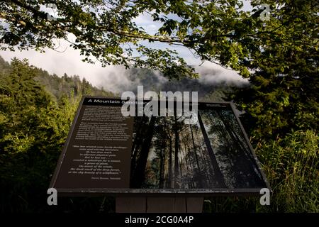 Signature du sanctuaire de montagne dans le parc national de Great Smoky Mountain Banque D'Images