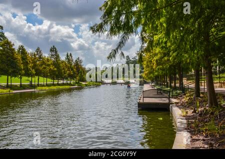 Lake Woodlands Waterway à The Woodlands, Texas, États-Unis. Août 2020 Banque D'Images