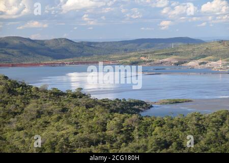 Industrie de la mine d'or Paracatu et bassin de résidus à Minas Gerais Brésil Banque D'Images