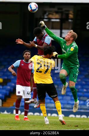 SOUTHEND, ANGLETERRE - SEPTEMBRE 06 : Harry Seaden de Southend United (Green) pendant le Trophée de l'EFL Southern Group Ainterest Southend United et West Ham Unite Banque D'Images