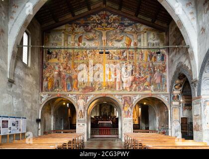 Lugano Suisse , 1er juillet 2020 : belle vue de l'intérieur de l'église Santa Maria degli Angioli avec fresque Renaissance peinte par Bernardin Banque D'Images