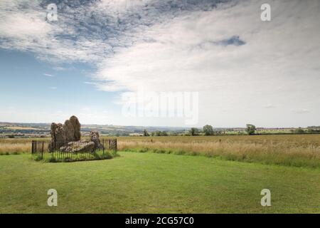 Image paysage de la partie du rollright des Whispering Knights Pierre dans la frontière de l'Oxfordshire Warwickshire en Angleterre Banque D'Images