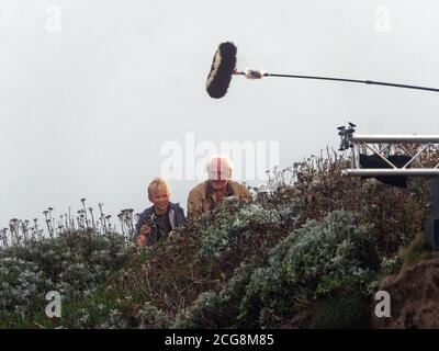 Newquay, Cornwall, Royaume-Uni, le 09 septembre 2020. FFP le tournage de « Stad, Land, Kuss », une société de production de nouveaux médias, se traduit par « City, Country, Kiss », le premier film de Rosamunde Pilcher de 2020 après le verrouillage. . L'acteur à cheveux rouges est Heiki Trinker, l'homme âgé est Gunther Maria Halmer (Gandhi, choix de Sophie) et l'acteur jeune est Leonard Conrads (Benjamin Schubert dans «Die schule der magischen») Credit:Robert Taylor/Alay Live News Banque D'Images