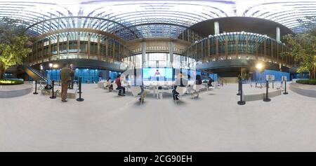 (200909) -- BEIJING, 9 septembre 2020 (Xinhua) -- la photo panoramique prise le 9 septembre 2020 montre le centre médiatique de la Foire internationale chinoise du commerce des services (CIFTIS) de 2020 à Beijing, capitale de la Chine. Le CIFTIS, qui a pris fin mercredi à Beijing, a pris fin. Banque D'Images