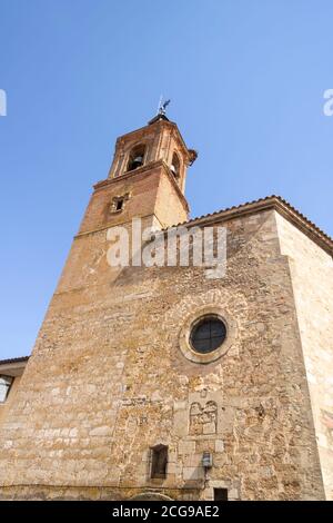 Église de Santa Maria dans le village d'Almazan, Soria, Espagne Banque D'Images