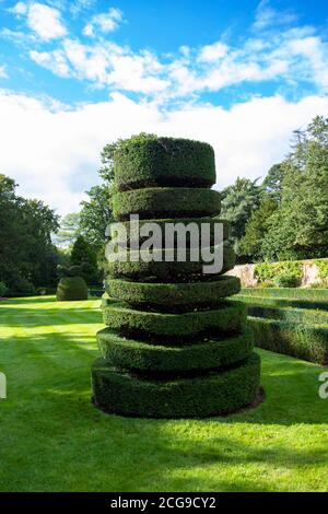 Jardins magnifiquement entretenus à Cliveden House, Buckinghamshire, Angleterre Banque D'Images