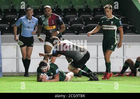 Twickenham, Royaume-Uni. 09e septembre 2020. Ben Donnell, de Londres Irish, a essayé de le faire 12-5 lors du match de rugby Gallagher Premiership entre London Irish et Harlequins à Twickenham Stoop, à Twickenham, en Angleterre, le 9 septembre 2020. Photo de Ken Sparks. Utilisation éditoriale uniquement, licence requise pour une utilisation commerciale. Aucune utilisation dans les Paris, les jeux ou les publications d'un seul club/ligue/joueur. Crédit : UK Sports pics Ltd/Alay Live News Banque D'Images