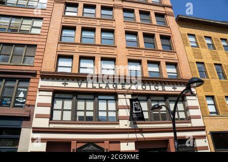 Village Voice Building, façade extérieure, Cooper Square, New York City, New York, États-Unis Banque D'Images