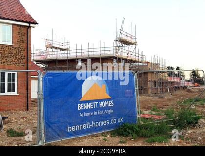 Bennett Homes, chantier de construction, nouvelles maisons, terres auparavant agricoles, Hunstanton, Norfolk, Angleterre Banque D'Images