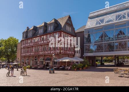 Maison à colombages sur la place Romerberg à Francfort, en Allemagne Banque D'Images