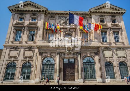 Hôtel de ville, l'Hôtel de ville de Marseille, un bâtiment baroque datant du XVIIe siècle, datant du vieux Port de Marseile, dans le département des Bouches-du-Rhône, Banque D'Images
