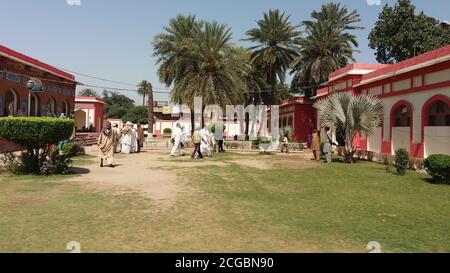 Visite de la tombe du Shah de Waris au cheikhupura Pakistan Banque D'Images