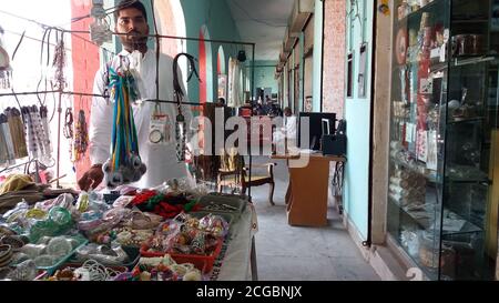 Visite de la tombe du Shah de Waris au cheikhupura Pakistan Banque D'Images