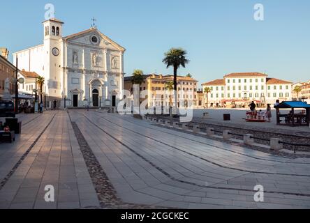 Cathédrale de Palmanova sur la Piazza Grande- église vue au coucher du soleil Banque D'Images