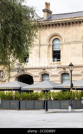 Brasserie et bar Browns, City of Bath, Angleterre, Royaume-Uni Banque D'Images