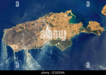 Le 9 janvier 2020, terre brûlée et fumée épaisse recouvrant l'île Kangaroo Island en Australie Banque D'Images