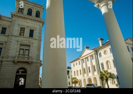 Le palais de justice historique construit en 1792 sur Broad Street à Charleston, en Caroline du Sud, aux États-Unis. Banque D'Images