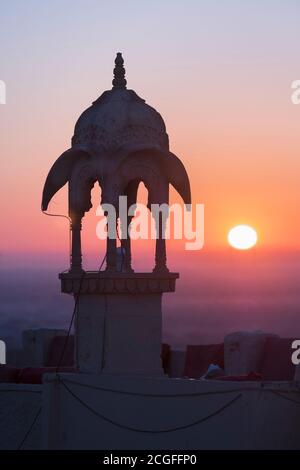 Vue sur le lever du soleil depuis Jaisalmer fort Rajasthan Inde
