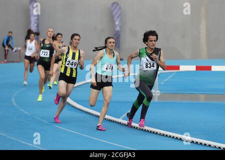 ISTANBUL, TURQUIE - 04 SEPTEMBRE 2020 : athlètes en course pendant les championnats d'athlétisme turcs Banque D'Images