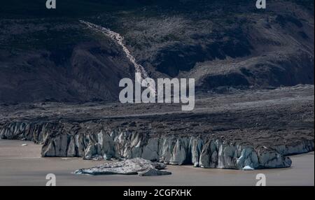 Lhassa. 10 septembre 2020. Photo prise le 10 septembre 2020 montre un glacier dans le comté de Baxoi, dans la région autonome du Tibet, au sud-ouest de la Chine. Crédit: Purbu Zhaxi/Xinhua/Alamy Live News Banque D'Images