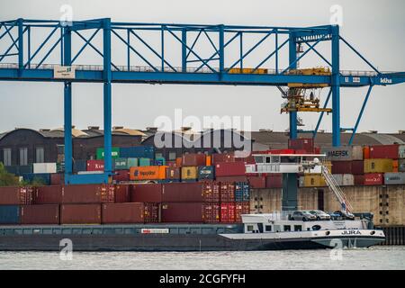 RRT, terminal Rhein-Ruhr, terminal à conteneurs sur le Rhin, Logport, Duisport, chargement de conteneurs à Duisburg Hüttenheim, à Duisburg, NRW, Allemagne Banque D'Images