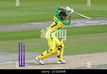 Le Marcus Stoinis d'Australie est en action lors du premier match de l'ODI du Royal London à Emirates Old Trafford, Manchester. Banque D'Images