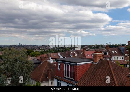 Vue depuis la Parkland Walk (nord), Muswell Hill, Londres N10 Banque D'Images