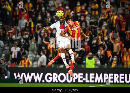 Abdou DIALLO de PSG et Florian SOTOCA de Lens pendant Le championnat de France Ligue 1 match de football entre RC Lens Et Paris Saint-Germain le Septem Banque D'Images