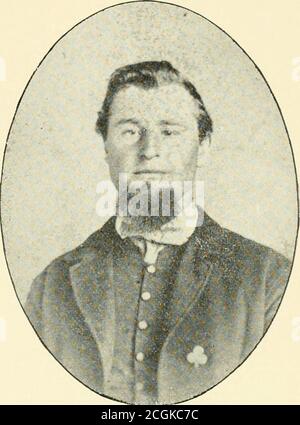 . Histoire du cent sixième régiment, volontaires de Pennsylvanie, brigade 2d, division 2d, corps 2d, 1861-1865 . Lieutenant James C Biggs. Sept. 17, 1861. 19 octobre 1864. À titre de sergent, Compagnie H. promu sergent-major, le 1er mai 1862. Promu au premier lieutenant. F., le 19 septembre, est libéré, le 19 octobre, 1S64. Sergent Richard F. Whitmoyer. 12 septembre, i86r. Le 30 juin 1865 réinscrit le 30 mars 1864. Ancien combattant. Comme caporal. Promu sergent, le 20 mars 1864. Promu au poste de premier sergent, le 13 juin 1865. Capturé à Petersbourg, en Virginie, le 22 juin 1864. Prisonnier du 22 juin 1864 au 26 novembre 186 Banque D'Images