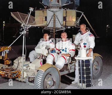 (Mars 1971) --- Ces trois astronautes ont été nommés par la National Aeronautics and Space Administration (NASA) comme le premier des hommes de l'équipage de la mission Apollo 15 lunar landing. Ils sont, de gauche à droite, James B. Irwin, pilote du module lunaire ; David R. Scott, commandant, et Alfred M. Worden, pilote du module de commande. Banque D'Images