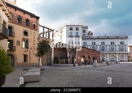 Musée Thermalia dans le village touristique thermal de Caldes de Montbui, Barcelone. Espace de copie vide pour le contenu de l'éditeur. Banque D'Images