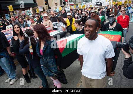 21 mars 2009 rassemblement anti-guerre et marche à Hollywood, CA, États-Unis. Banque D'Images