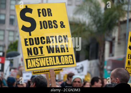 21 mars 2009 rassemblement anti-guerre et marche à Hollywood, CA, États-Unis. Banque D'Images