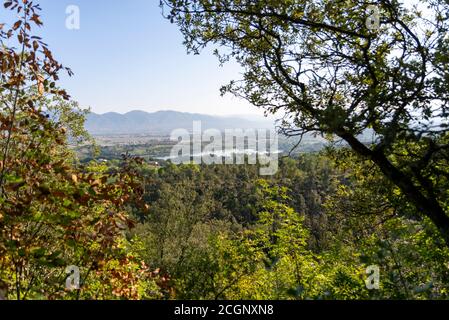 panorama du lac narni vu de la ville de narni Banque D'Images