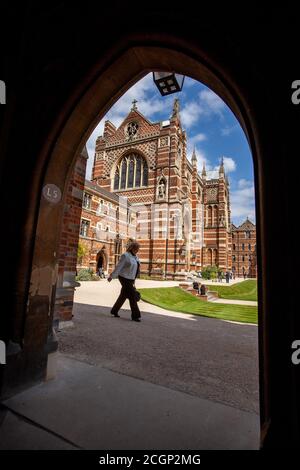 Keble College Oxford accueille une conférence commerciale pendant La pause de Pâques avec les délégués venant d'une grande variété d'endroits et de séjour Banque D'Images