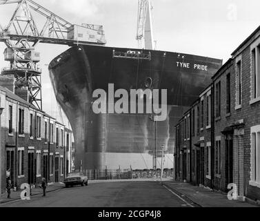 Pétrolier Tyne Pride, Leslie Street, Wallsend, Swan Hunter Shipybuilders, 1975 Banque D'Images