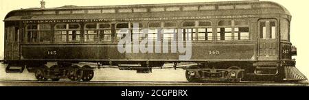 . Journal de chemin de fer de la rue . Intérieur de voitures neuves pour Canton et Akron Railway Company. Constructeurs d'autocars et de camions. ÉGALEMENT LES FABRICANTS DE PALIERS LISSES EN SPIRALE spécialement conçus pour n'importe quel chariot sur le marché. Garantie pour l'extérieur de tout roulement en bronze phosphoreux. Les fabricants uniques de la CORRESPONDANCE ANDERSON=SIVIITH ARC PROJECTEUR A SOLLICITÉ le seul complet et parfait arc projecteur sur le marché Banque D'Images