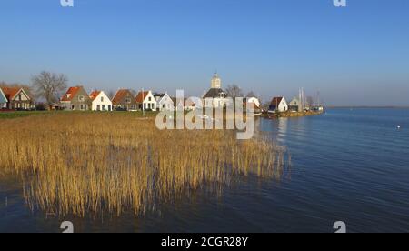 Vue sur Durgerdam. Ce petit ancien village de pêcheurs fait partie d'Amsterdam. Banque D'Images