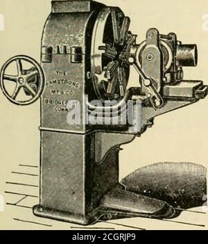 . Train de locomotives : une revue pratique de la force motrice et du matériel roulant ferroviaire. i inch to 1 inch diameter.no 4 a 9 tailles, et gt; à 1 i pouces. ♦ No. 3 coûte $221 net, f.o.b. Hartford, CT 4 315 $ réduit la taille que vous voulez en balançant la matrice droite en place, sans perdre de temps à changer les matrices-ROBINETS STAYBOLT ET LES JAUGES DE CONSTRUCTEURS DE VOITURES MAÎTRES. THE PRATT & WHITNEY CO., Hartford, Connecticut, CHICAGO, 42, États-Unis. Clinton Saint-NEW YORK. 123 Liberty St. BOSTON, 281 Franklin St. LA ROUE EN ACIER FATIGUÉ GO. Fabricants de toutes sortes de ROUES EN ACIER POUR LE SERVICE DE CHEMIN DE FER. General Office, - 115 Broadway, New York Banque D'Images