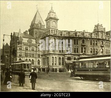 . Journal de chemin de fer de la rue . ,171167,605 37,83324,271415,168409,051 8,5598,33352,77452,348 880,329638,045444,0912,066,779 992,824947,9143,431,5673,360,160 4386047,7818,925 72,18078,563694,238658,752 2,1266,11540,41057,250 19,4377,21443,35311,483 23,65810,273 7,6216,21861,91439,931 20,18928,431259,509156,521 df.t5,396t6,394+15,025t 8,466 Street Railway Journal vol. XIX NEW YORK ET CHICAGO, LE 3 MAI 1902, N° 18. LE SYSTÈME DE CHEMIN DE FER DE RUE &CUSE, N. Y. les chemins de fer de rue de Syracuse, N. Y., présentent le plus présent^, alors que, le^Egte-il y a peu de choses sur l'exemple sys- notable de l'impro Banque D'Images