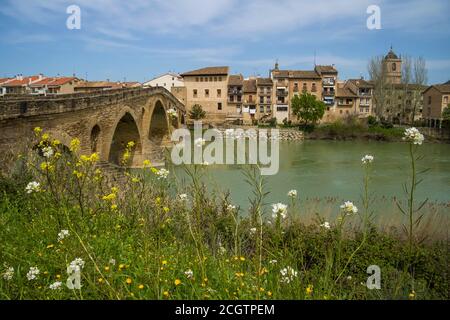 Puente la Reina est une belle ville de la province de Navarre, en Espagne Banque D'Images