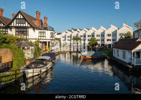 Marlow, un marché pittoresque de Buckinghamshire, Angleterre, Royaume-Uni, sur la Tamise Banque D'Images