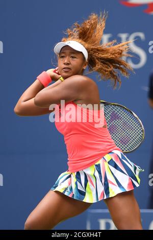 Queens, États-Unis d'Amérique. 02 septembre 2016. NEW YORK, NY - 02 SEPTEMBRE : Naomi Osaka le cinquième jour de l'ouverture américaine 2016 au centre de tennis national de l'USTA Billie Jean King le 2 septembre 2016 dans le quartier Flushing du quartier Queens de New York personnes : Naomi Osaka crédit : Storms Media Group/Alay Live News Banque D'Images