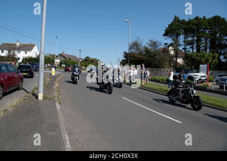 Truro, Cornwall, Royaume-Uni. 13 septembre 2020. La plus grande et préférée des motos de Cornouailles Charity Ride qui a lieu chaque année le 2ème dimanche de septembre, sauf si elle est reportée en raison des conditions météorologiques au prochain dimanche approprié se réunit à 8 h 30, départ à 10 h du nouveau parc et tour de l'est, Truro, Cornwall Dave Saunby l'organise chaque année, avec l'aide de membres de la MJMA (Martin Jennings Marshals Association). C'est une grande journée dehors, une grande atmosphère et soulève beaucoup d'argent pour la charité choisie chaque année. Credit: kathleen White/Alamy Live News Banque D'Images