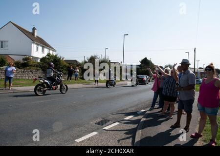 Truro, Cornwall, Royaume-Uni. 13 septembre 2020. La plus grande et préférée des motos de Cornouailles Charity Ride qui a lieu chaque année le 2ème dimanche de septembre, sauf si elle est reportée en raison des conditions météorologiques au prochain dimanche approprié se réunit à 8 h 30, départ à 10 h du nouveau parc et tour de l'est, Truro, Cornwall Dave Saunby l'organise chaque année, avec l'aide de membres de la MJMA (Martin Jennings Marshals Association). C'est une grande journée dehors, une grande atmosphère et soulève beaucoup d'argent pour la charité choisie chaque année. Credit: kathleen White/Alamy Live News Banque D'Images